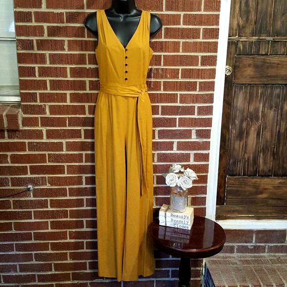 ANTONIO MELANI Pants - Antonio Melani Donna Button Up V Neck Classy Jumpsuit Mustard Yellow 0 NWT